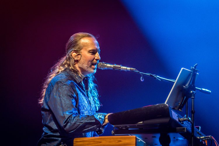 Keyboard Veteran Andrew Colyer To Tour With 3.2 featuring Robert Berry!