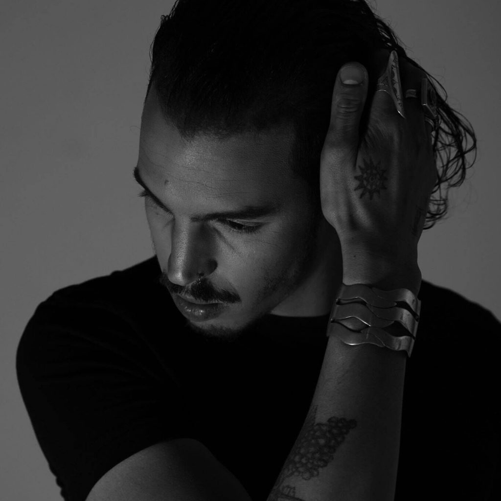 Teebo Announces Video for New Single “Liquor”