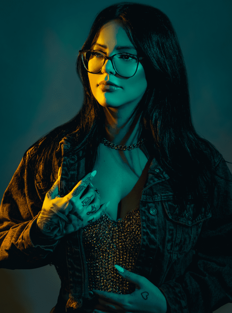 Caitlynne Curtis Shares New Single “Mood Swings”