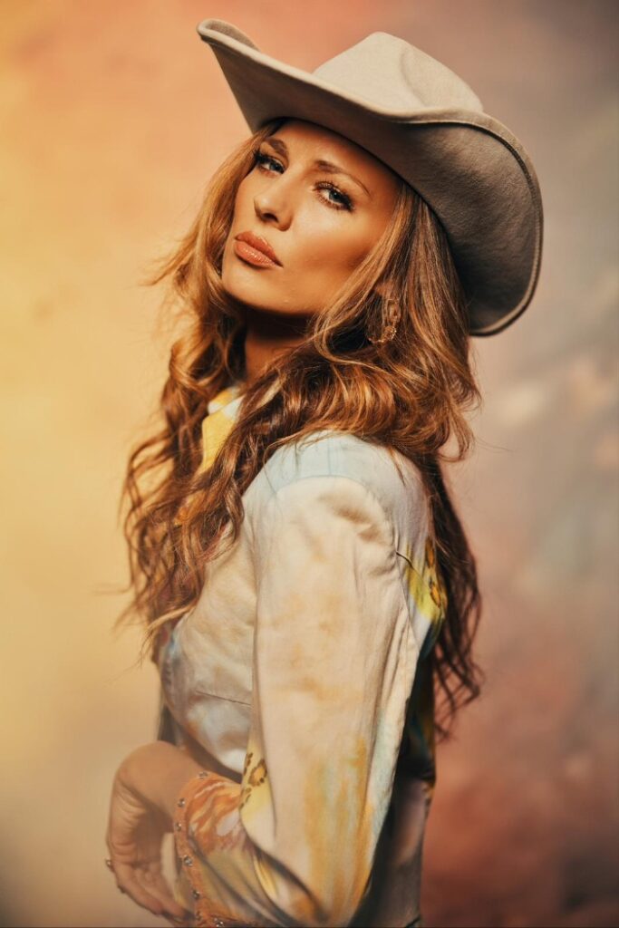 TWINNIE SHARES NEW SINGLE ‘TAKE A BREAK’ WITH MAX BOYLE 