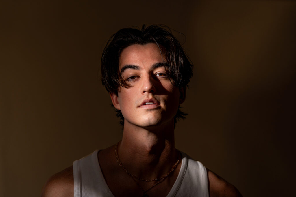 ELIJAH WOODS SHARES NEW SINGLE, “2 THOUSAND 10”