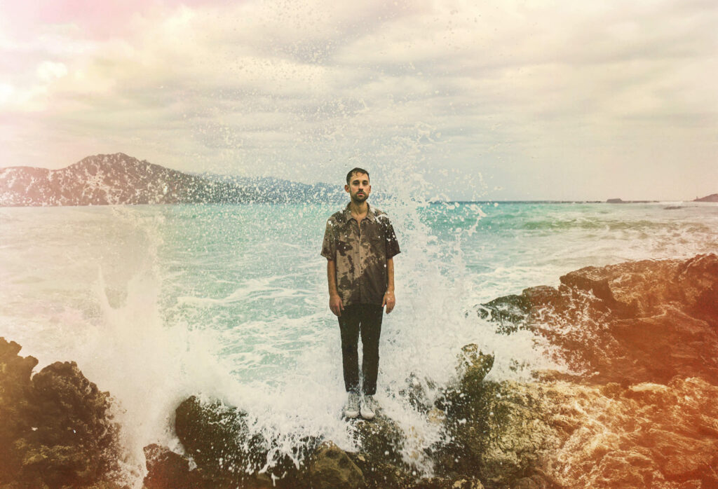  Plàsi releases new song Salamina