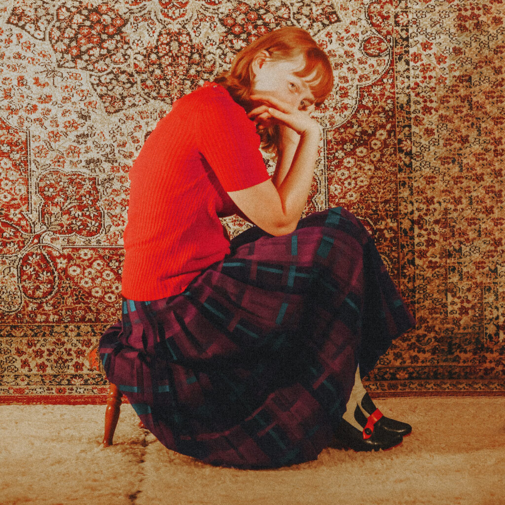 EMMA HARNER PRESENTS “FALSE ALARM” LIVE VIDEO 