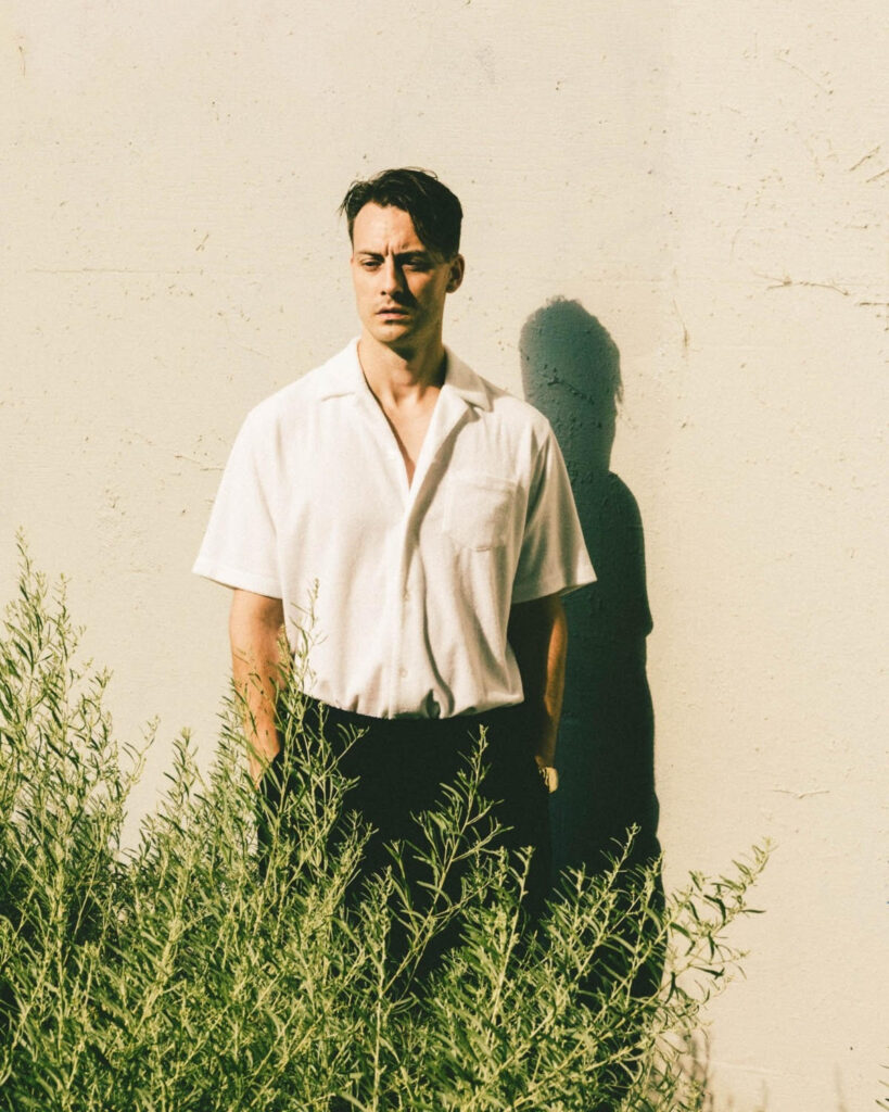 Indie Innovator Olovson shares ‘UNTANGLE’ single