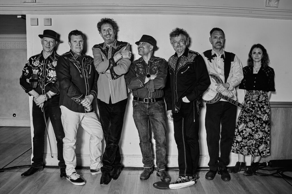 POLICE DOG HOGAN SHARE THE NEW SINGLE ‘JUST BREATHE’ FROM THE NEW ALBUM