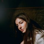 CASANDRA REVEALS NEW SINGLE “HOURGLASS”
